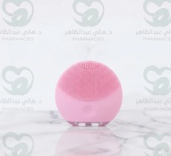 brush facial massage
