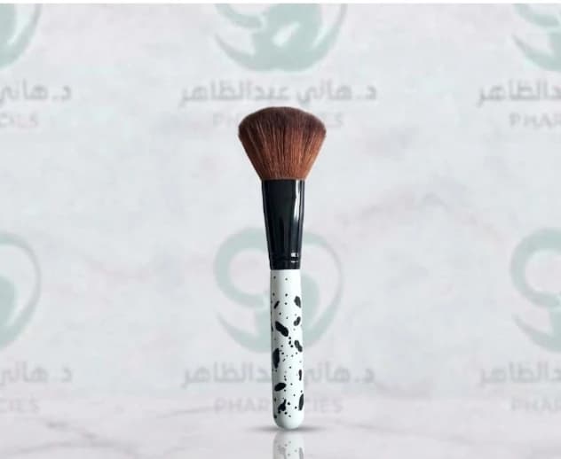 Blush brush